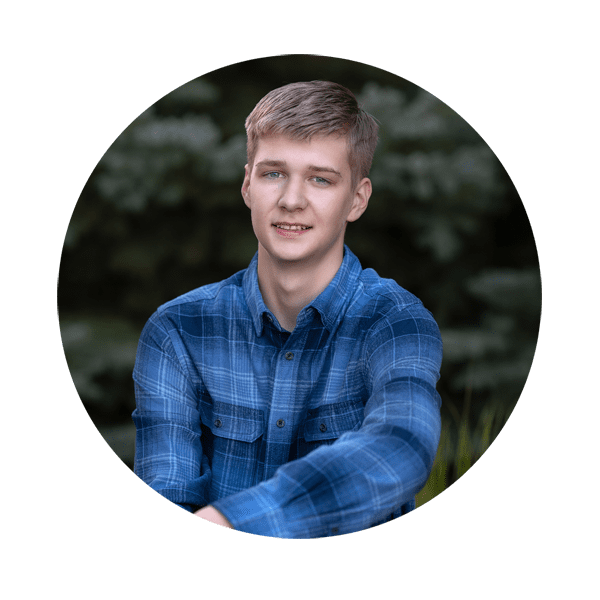 Boy senior portrait